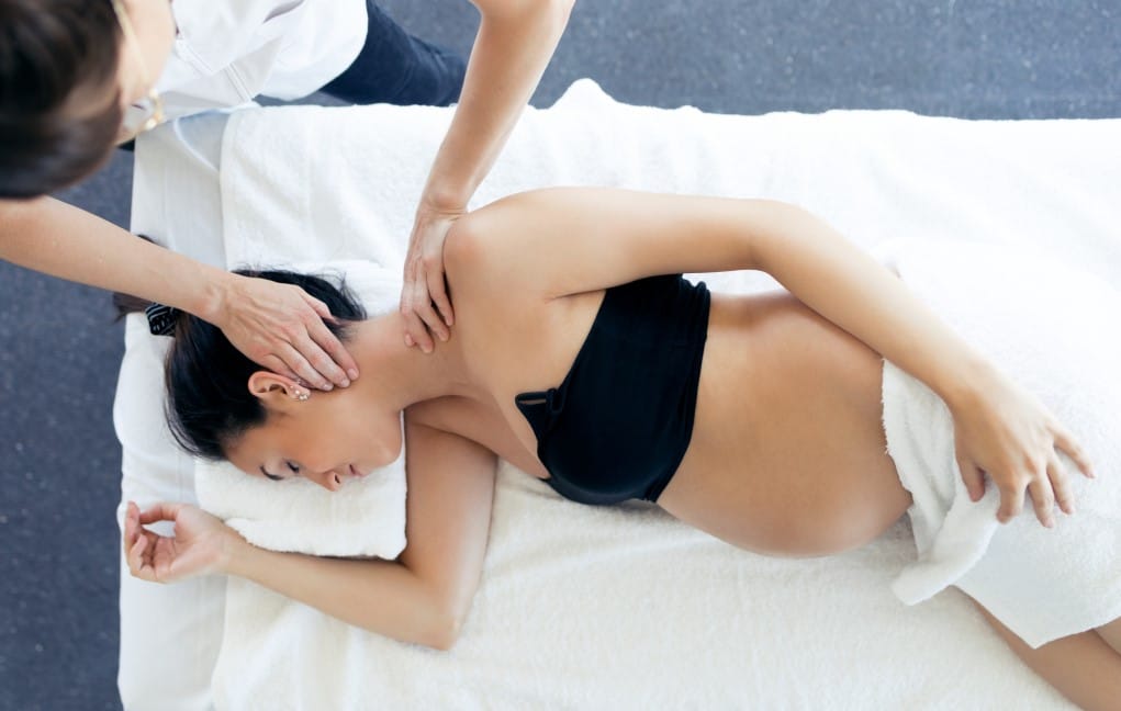 Massage femme enceinte Sainte-Marthe-sur-le-Lac Saint-Eustache